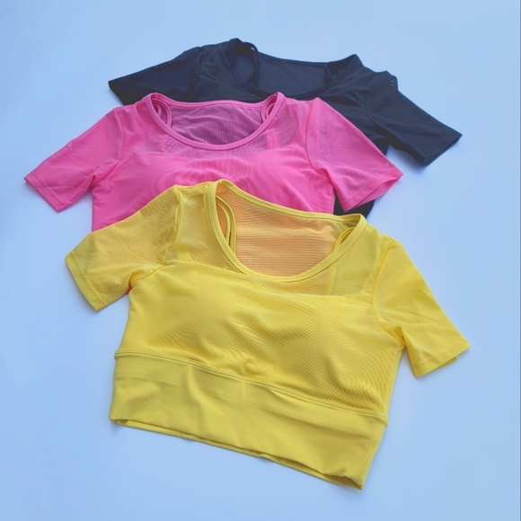 Pedigree Double Layered Mesh Crop Tee with Sports Bra Liner | Black - Picture 9 of 10